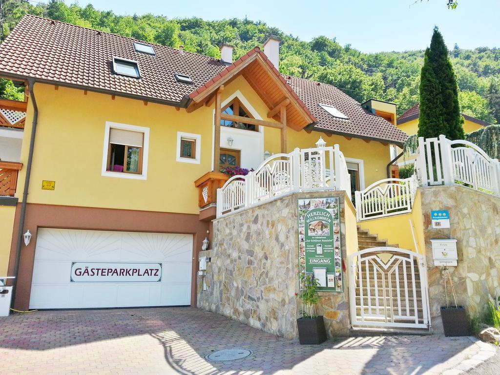 Gastehaus Zur Schonen Aussicht Bed & Breakfast Spitz an der Donau Bilik gambar