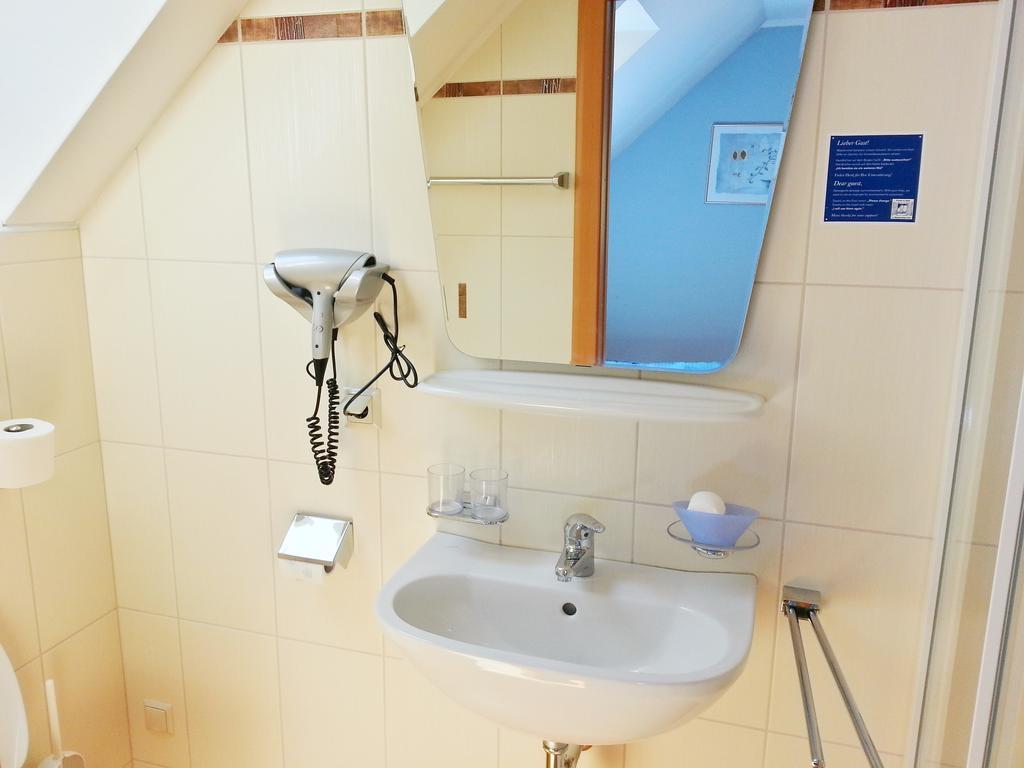 Gastehaus Zur Schonen Aussicht Bed & Breakfast Spitz an der Donau Bilik gambar