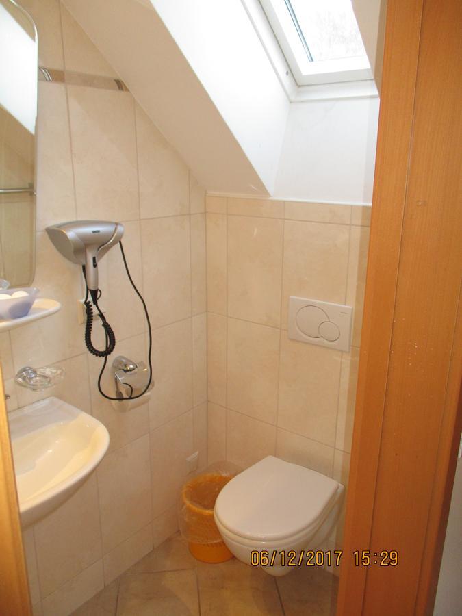 Gastehaus Zur Schonen Aussicht Bed & Breakfast Spitz an der Donau Luaran gambar