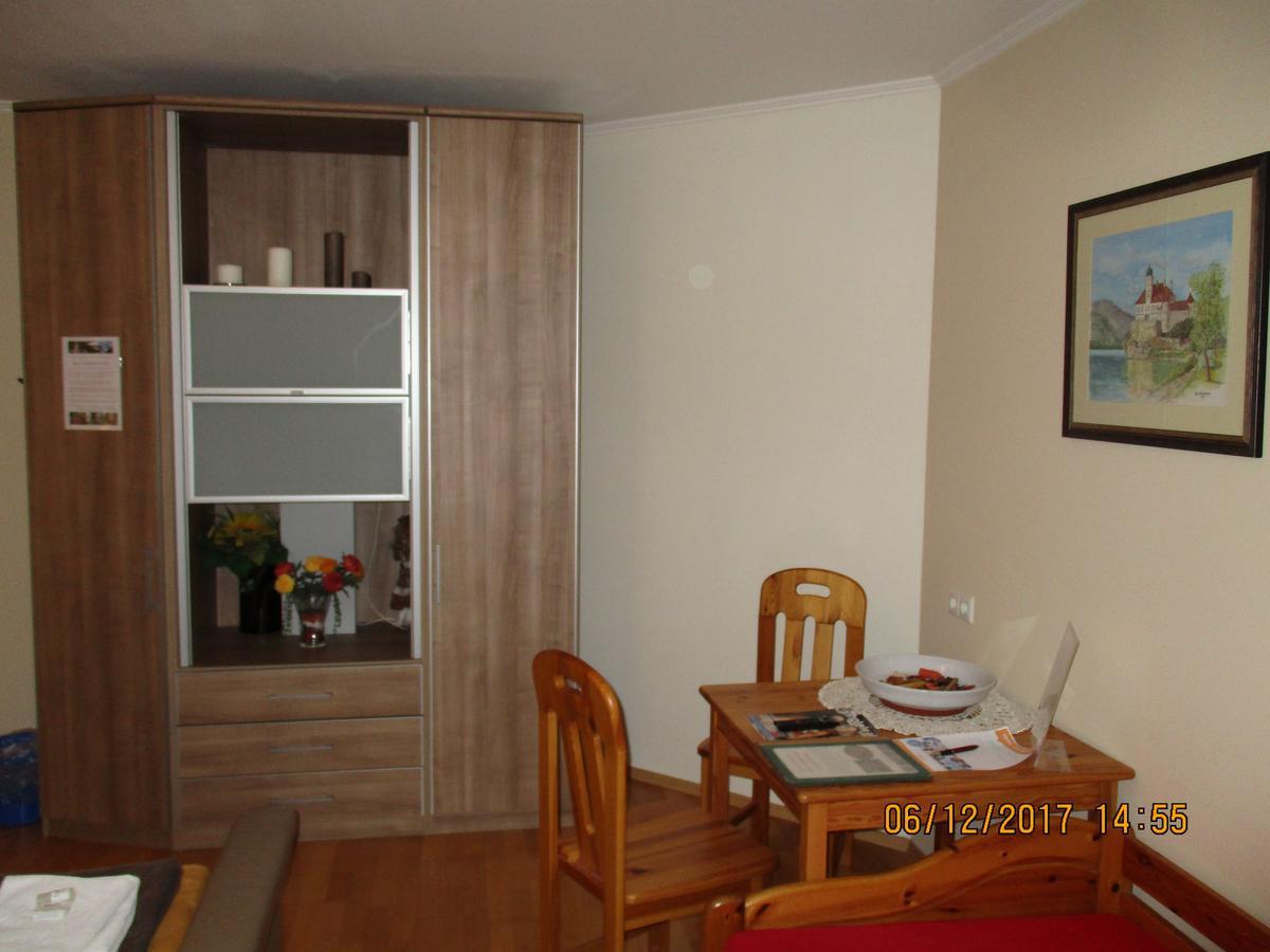 Gastehaus Zur Schonen Aussicht Bed & Breakfast Spitz an der Donau Luaran gambar